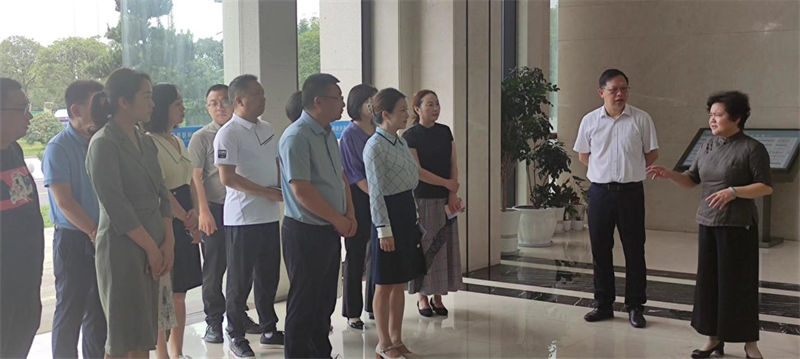 四川省莲溪县政协领导莅临古天乐代言太阳集团